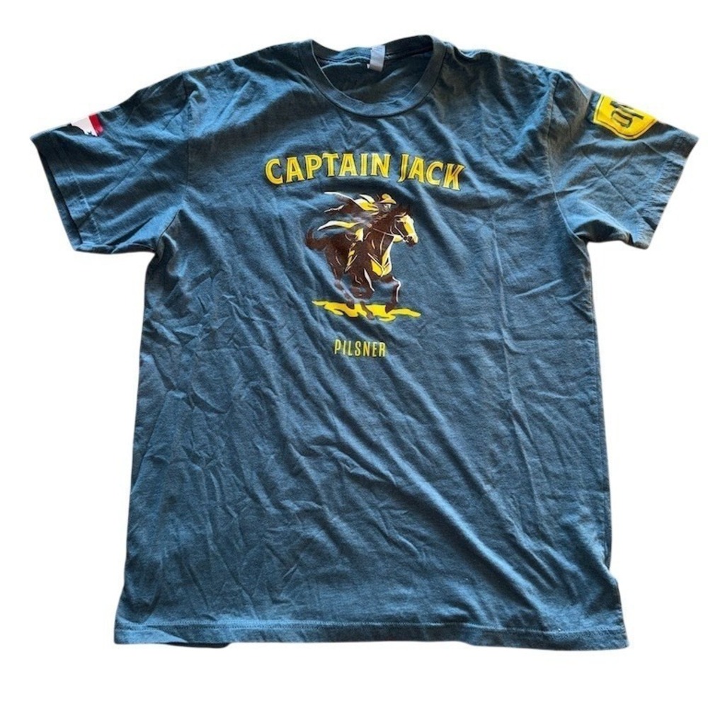 Captain Jack Pilsner Graphic T-Shirt Men Size L Heather Gray Blue North Carolina
